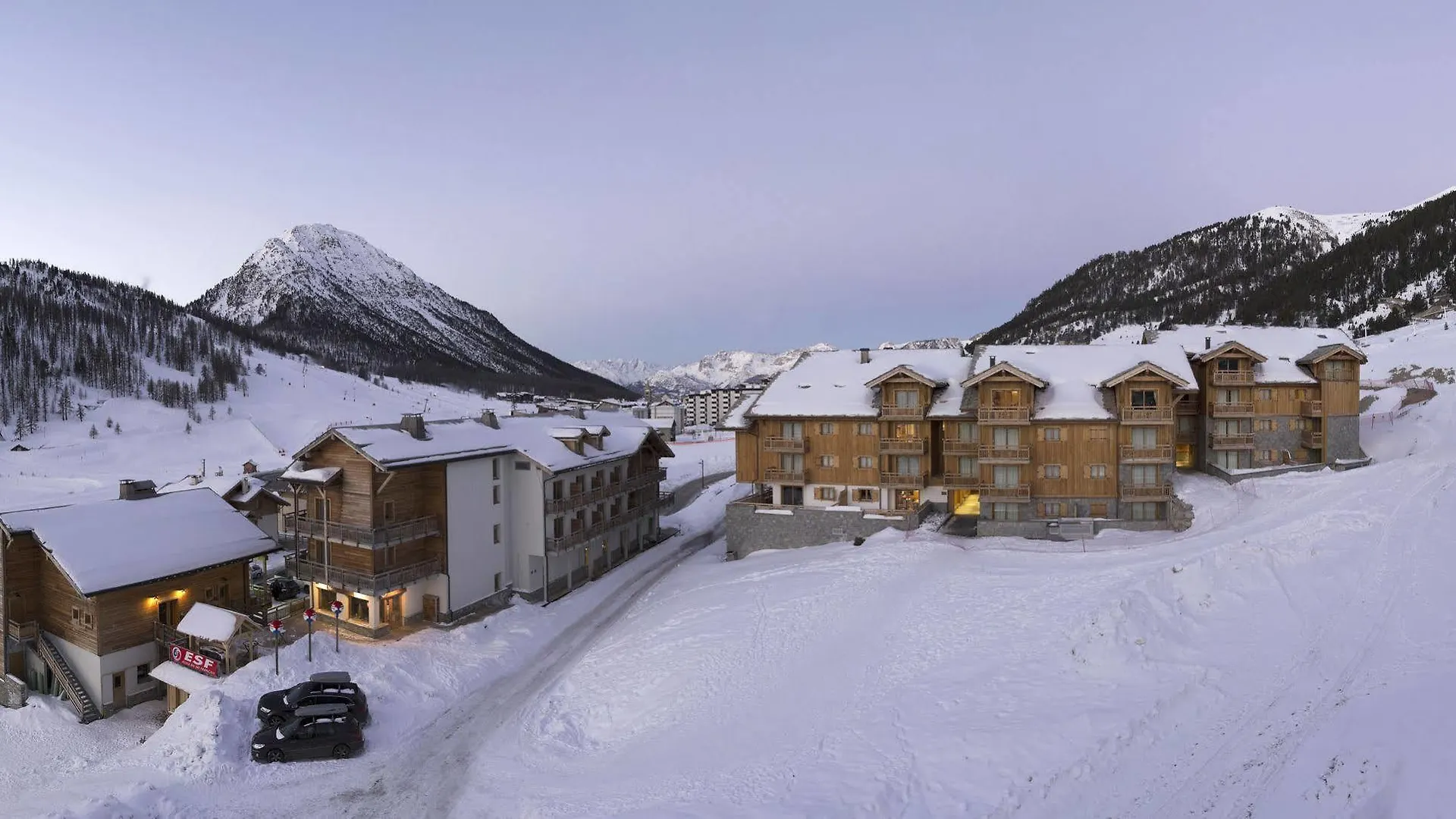 Cgh Residences & Spas Le Chalet Des Dolines Montgenevre 4*,  France